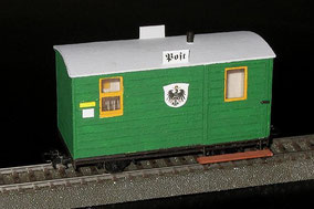 Postwagen der Gattung 710 der sächsischen Sekundärbahnen in der Spur 0e