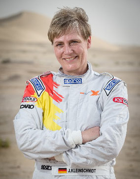 jutta kleinschmidt paris dakar contact booking champion