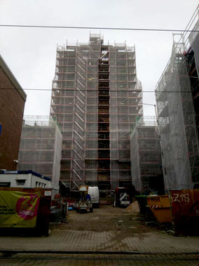 Baustelle Kirche Heilig Kreuz, Bochumer Starße Foto: © W. Müller