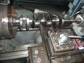 メルセデス-ベンツシリンダ-ボリング-ホーニング等内燃機業務