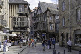 Bild: Dinan in der Bretagne