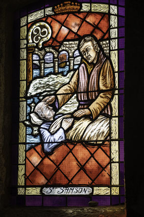 Bild: Bleiverglasung in der Chapelle Saint-Samson bei Landunvez in der Bretagne