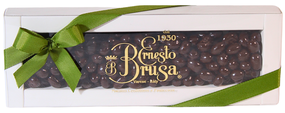 Produzione dolci cioccolato a Varese, moustaches, dragees, praline.