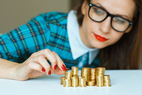 Die Inflation steigt wieder - in der anhaltenden Niedrigzinsphase verlieren Sparer damit Kapital. Foto: djd/J.P. Morgan Asset Management/istock