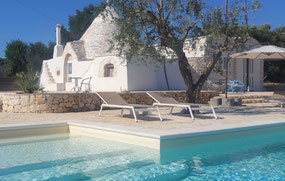 Hier sehen Sie das Ferienhaus in Apulien mit Pool, das Sie mieten können.