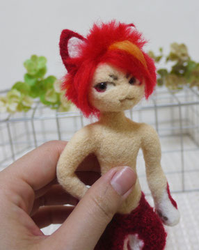 羊毛フェルト 狼半獣