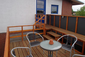 Dachterrasse der Ferienwohnung - Foto: KÄPPLER FeWo, Stade