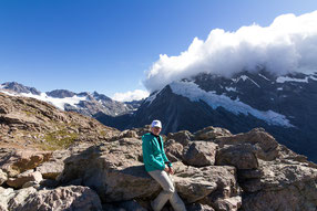 "Mueller Glacier" im Hintergrund (in der Senke links neben dem Kopf)