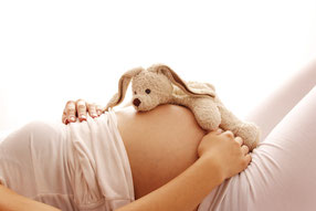 Schwangerschaftsmassage und Geburtsvorbereitung