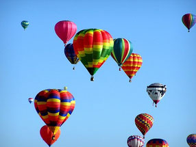 Accompagnateur de loisirs personnalisés-Mondial air ballon-MAB-https://aidantservices.wordpress.com