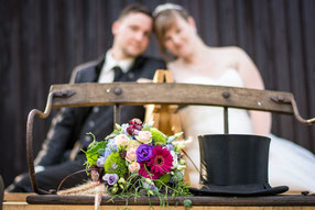 Ein besonderes Hochzeitsoutfit mit Zylinder