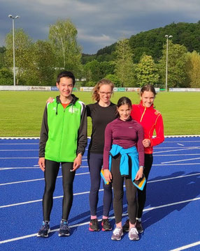 vl: Lian, Sarah, Amelie und Samantha