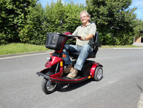 Elektromobile bis 12 und 15 km/h
