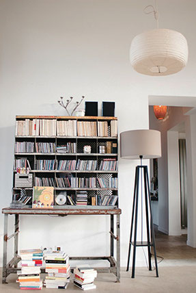 Rénovation d'une maison sur la Sainte Victoire. Bibliothèque chiné