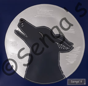 Heulender Wolf mit Vollmond- Motiv für Blachenprodukte