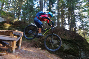 Fichtelgebirge MTB Flowtechnik Drop Aktive Position