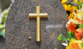 bronze-croix-pompes-funebres-plaque-funeraire-marbrerie