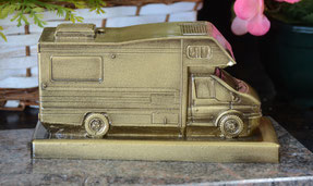 resine-camping-car-decoration-monument-funeraire-plaque-pompes-funebres-marbrerie