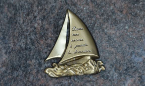 bronze-voilier-parchemin-dans-nos-coeurs