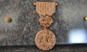 medaille-resine-epoxy-medaille-d-indochine-plaque-funeraire