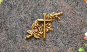 bronze-croix-fleurs-plaque-funeraire-pompes-funebres-marbrerie-orange-orangeoise