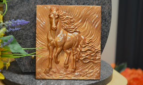 aplique-resine-epoxy-cadre-cheval-pompes-funebres-pompe-funebre-marbre
