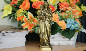 resine-vierge-a-l-enfant-decoration-sepulture-caveau-tombe-cimetiere