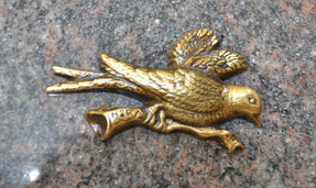 bronze-envol-oiseau-pigeon-branche-hirondelle-olivier-colombe-plaque-funeraire-pompes-funebres-orange-vacqueyras