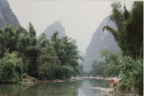 Yangshuo-kalender-rivier-Rocks-China-Karst-bergen