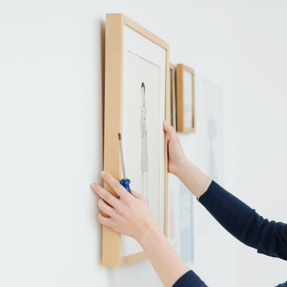 Installation Fixation Cadre Miroir Grenoble