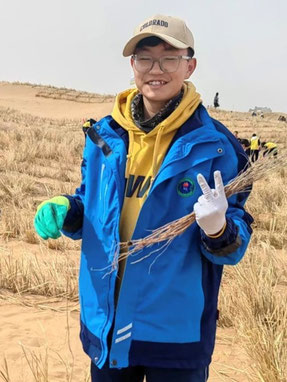 宝力徳さん（16歳）