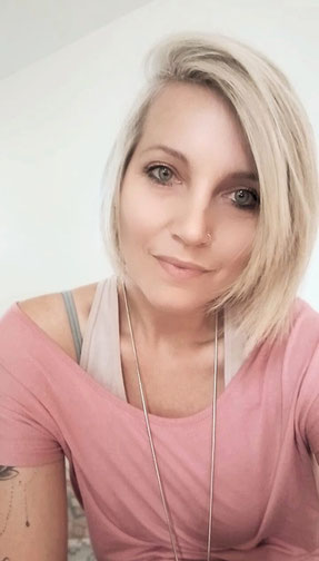 Stolz werdende Mama im April 2016 <3