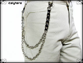 Catena per pantaloni e jeans, in doppia maglia forzatina con cuoio nero e anelli D, lunga cm 60 - Italyhere