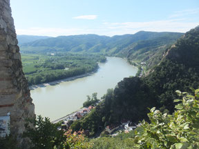 Durnstein-Donau-rivier-fort-ruïne-uitzicht-Oostenrijk