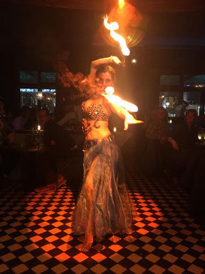 Kleine-Feuershow-für-Bars-in-Berlin