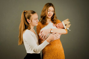 moeder, dochter en baby