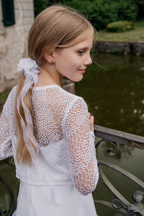 Kommunionkleid_lang_Spitze_langarm