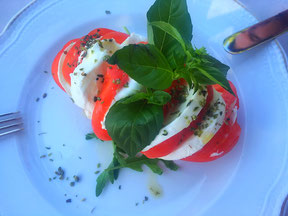 Morzarella Büffelmorzarella mit Tomate