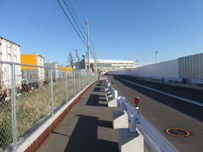 There is no public transport to the terminal - take a taxi from the Kokusai Tenjijo Station 