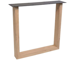 Tischgestell aus Stahl im Industriedesign mit Massivholz Tischplatte