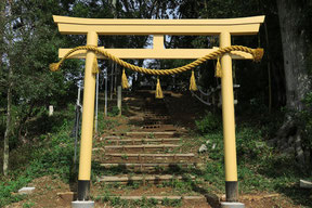 上宿神社の鳥居が新しくなりました。