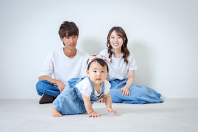各務原のフォトスタジオひでんち。岐阜・関・美濃加茂などへの出張撮影もOK。1歳のバースデーフォト
