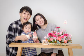 各務原のフォトスタジオひでんち。岐阜・関・美濃加茂などへの出張撮影もOK。1歳2歳3歳の誕生日に