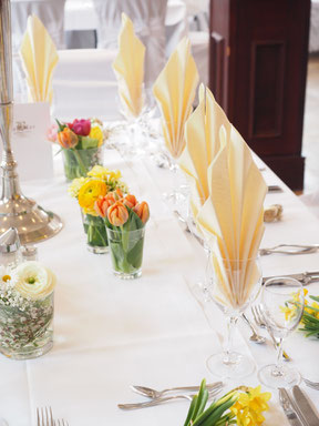 Frühlingsfarben, Tischdeko zur Hochzeit