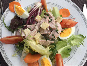 Cervelat-Käse-Salat