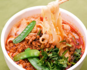 唐朝刀削麺