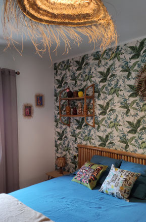 chambre, tiki, exotique, Hawaï, Polynésie, année 50-60, vintage, fauteuil, bambou, végétation