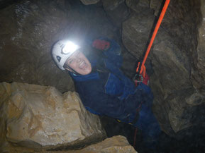 Höhlentour, Höhlentrekking, Höhlenwanderung, Abseilen, Canyoning, Schwäbische Alb, Höhlenexpedition, JGA,  Falkensteiner Höhle, Junggesellenabschied