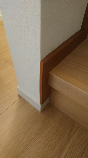 階段側板キズリペア補修