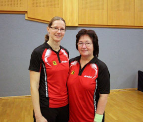 Martina Wilder und Eva Graser spielten erstmals in der Damen Liga des NÖTTV. Foto: TTV Wiener Neudorf